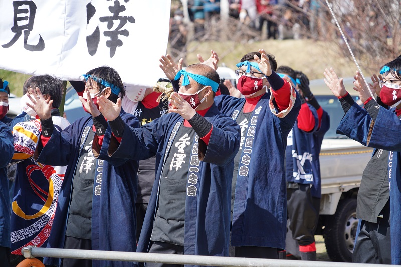 令和4年御柱祭上社山出しの様子