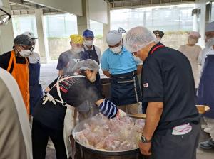 炊出し研修の様子