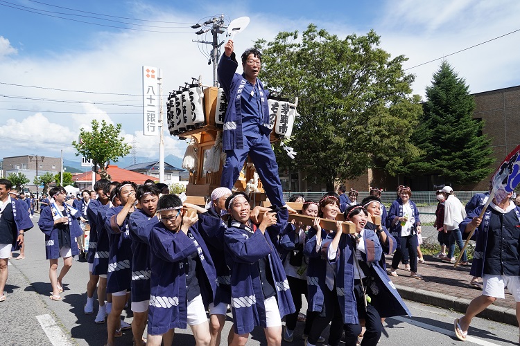 茅野どんばん神輿