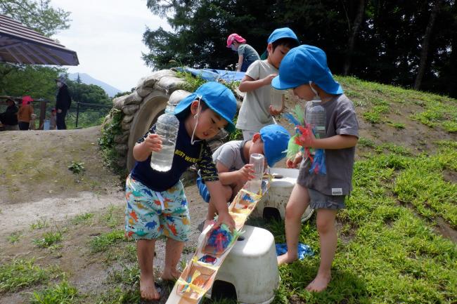 夏の水遊び