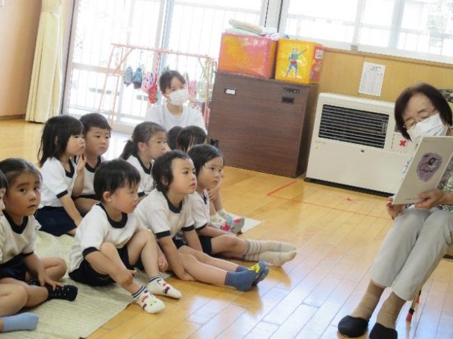 わくわく絵本とおはなし会