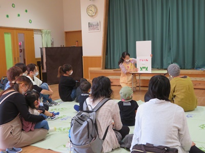 一日入園　絵本読み聞かせ