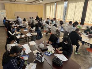 マスク作りの様子２