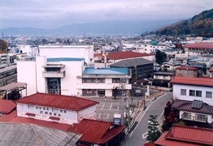 旧市民会館遠景