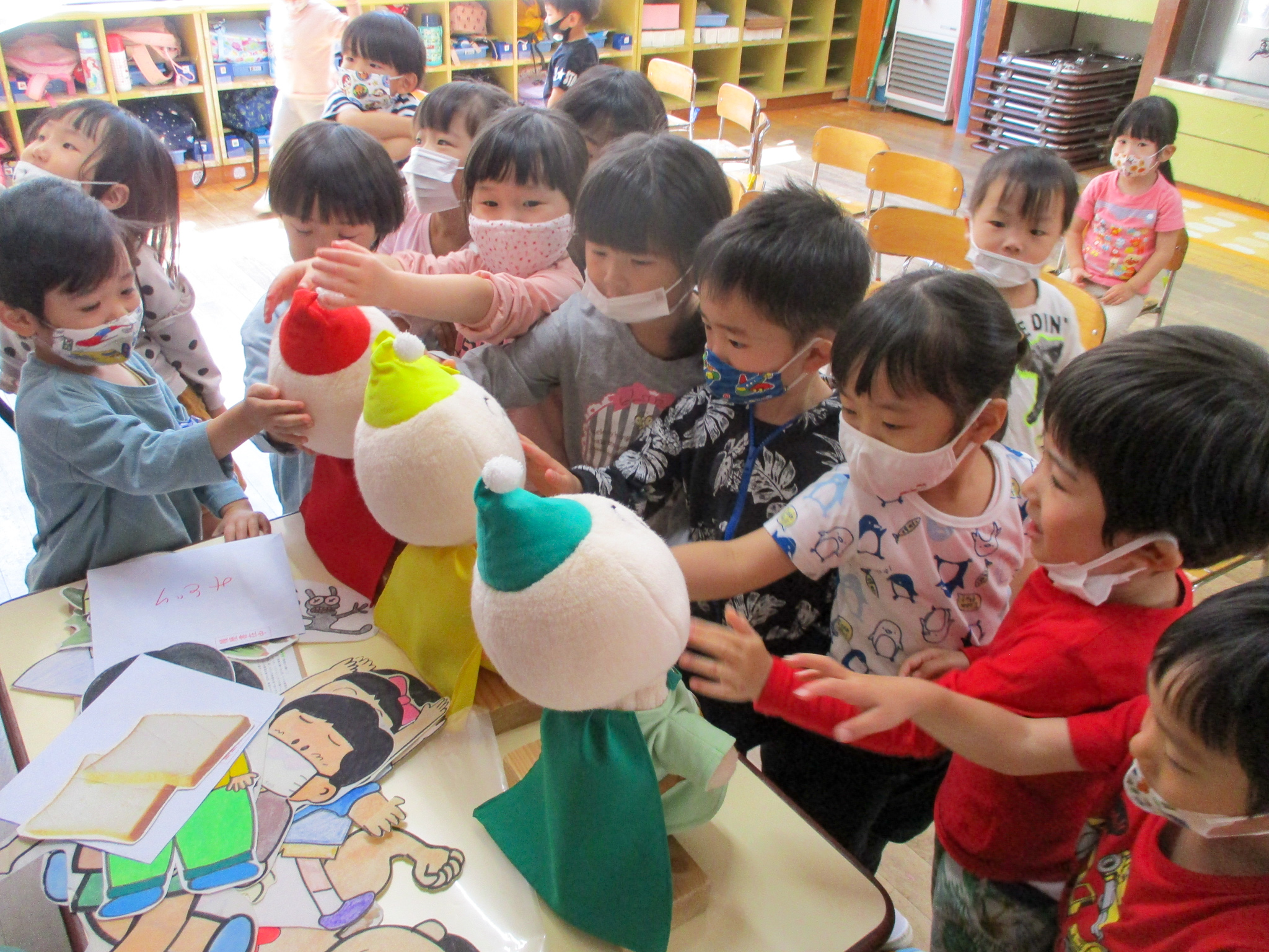 栄養マンは、 園児に大人気!