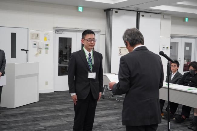 引率者へ委嘱書交付