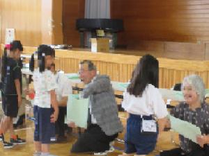 手渡し会