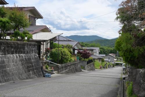 コンパクトな戸建て住宅が並ぶ中大塩地区の画像