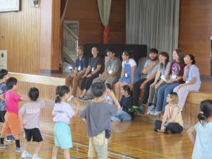 北山小学校1，2年生のダンス