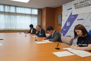 茅野市、清泉女子大学、株式会社白樺村及び株式会社Community Plusとの地域活性化包括連携協定締結式１