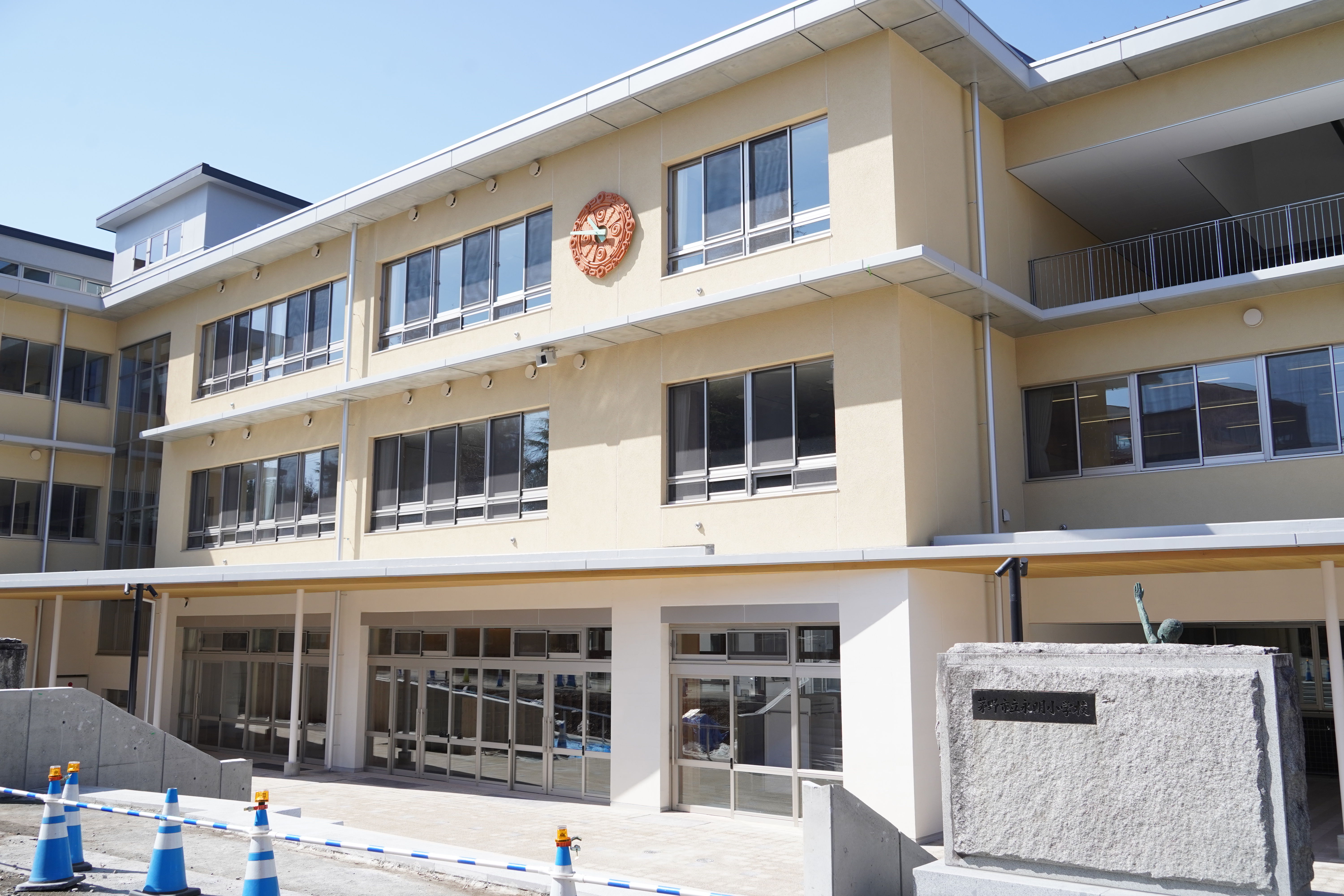 永明小中学校　新校舎