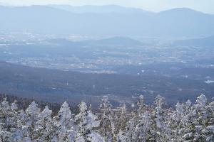 北横岳山頂から眺める茅野市