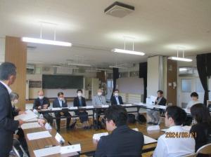 懇談会の様子
