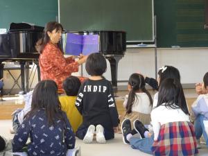うたうよみきかせ
