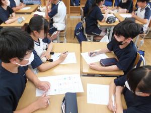 月で遭難した着陸船が助かるための15のアイテムを必要順に並べよ
